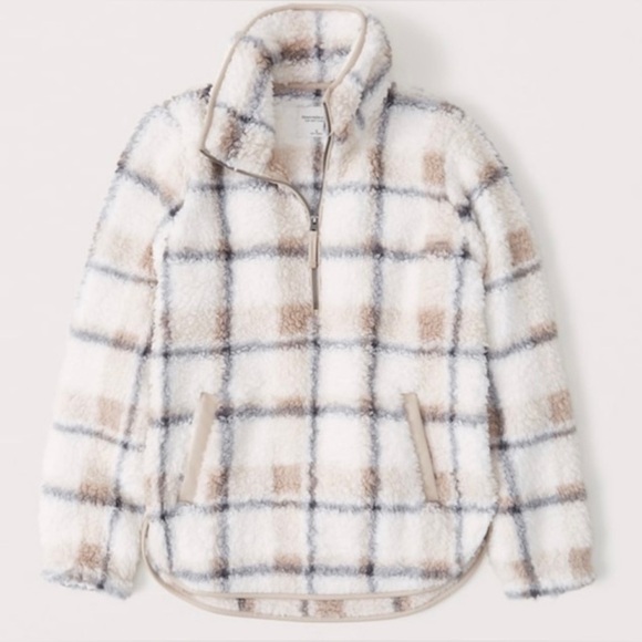 Abercrombie & Fitch Sherpa Half-Zip Elevated Trim Sweatshirt - Picture 2 of 9